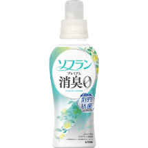 ソフラン プレミアム消臭 フレッシュグリーンアロマの香り 本体 480ml